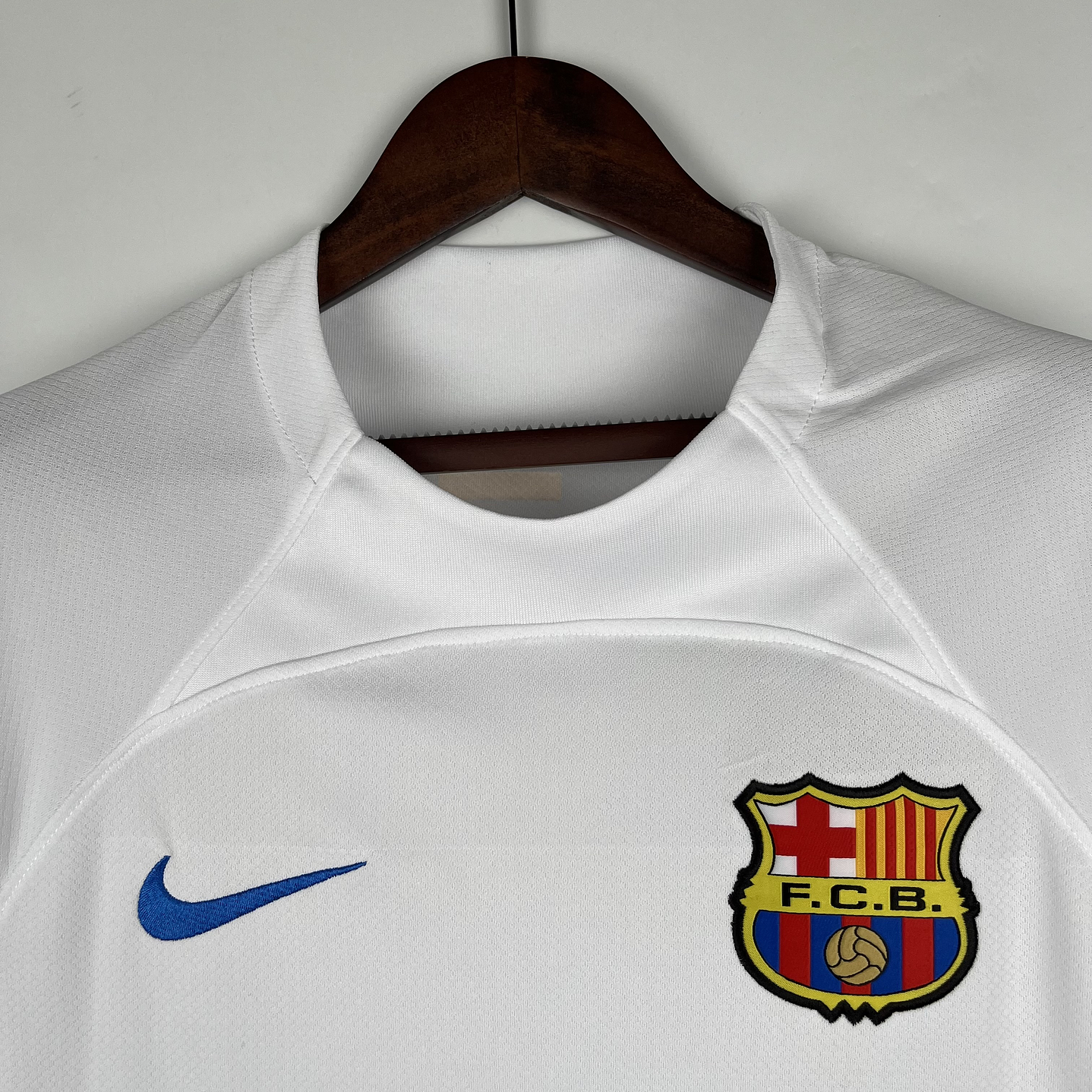 Barcelona Away 23/24 3