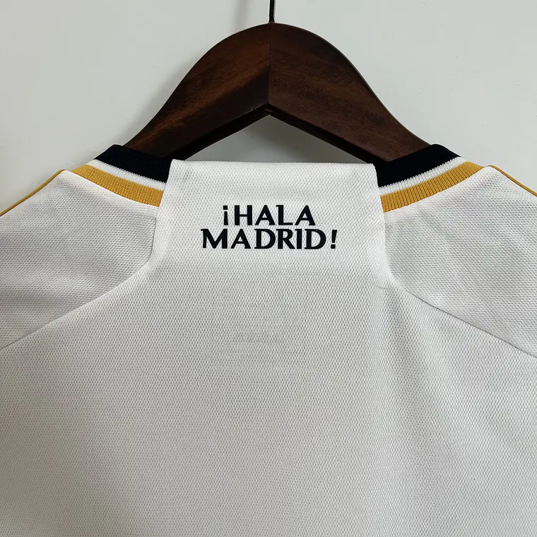 Real Madrid Home 23/24 9
