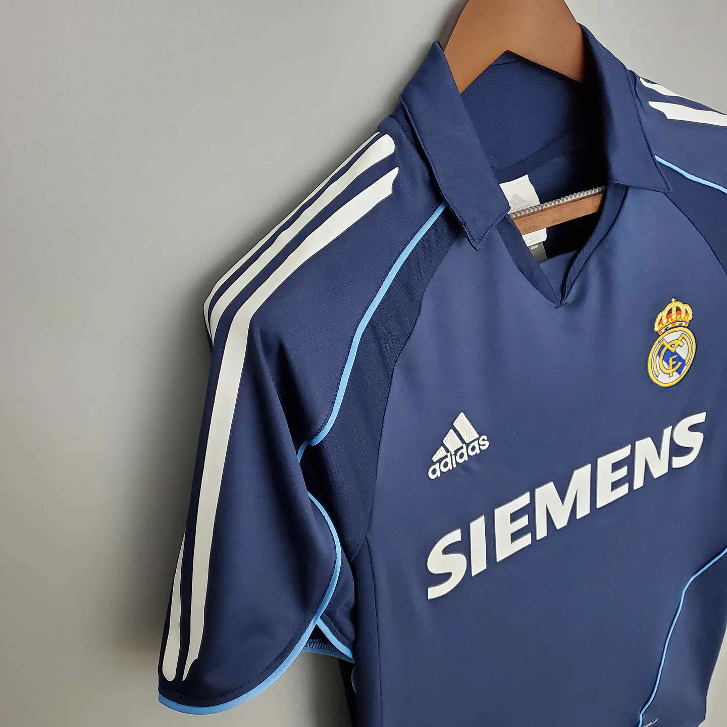 Real Madrid Away 05/06 4