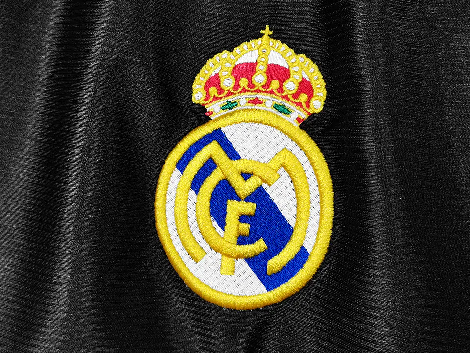 Real Madrid Away 99/01 4