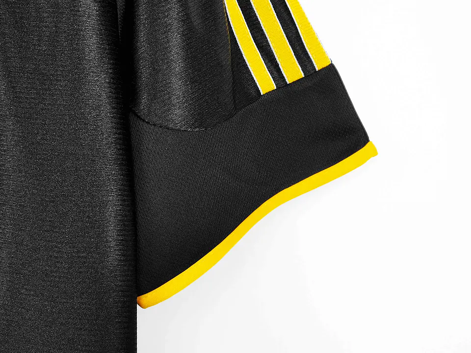 Real Madrid Away 99/01 9