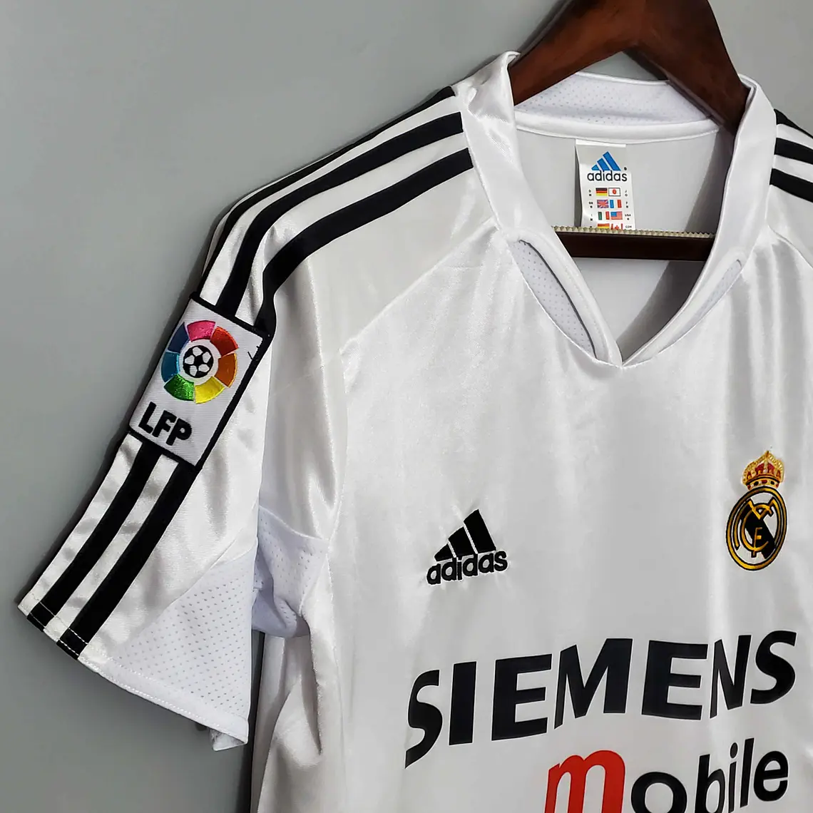 Real Madrid Home 04/05 5