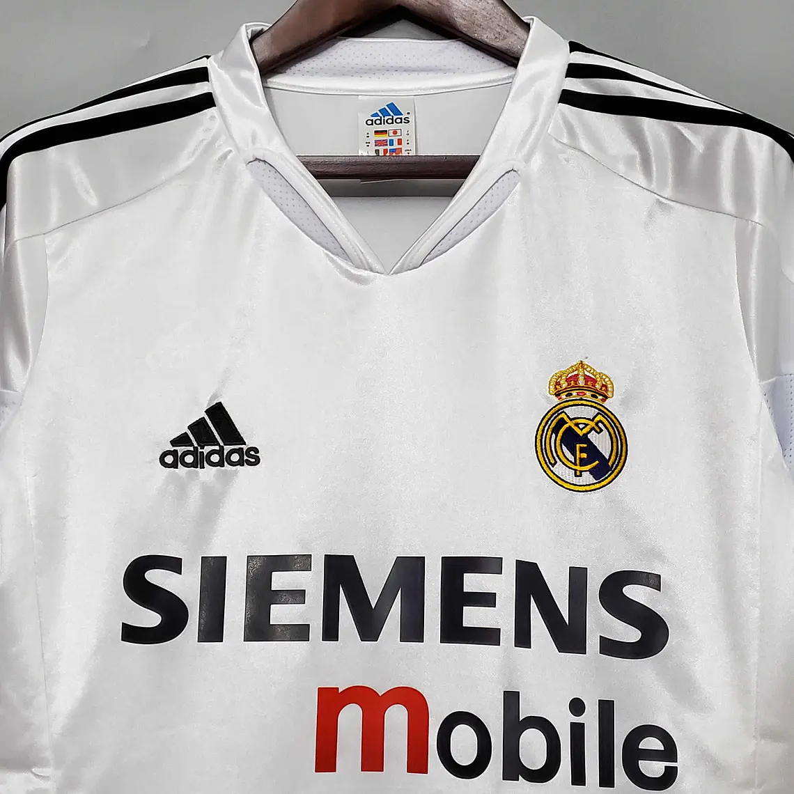 Real Madrid Home 04/05 4