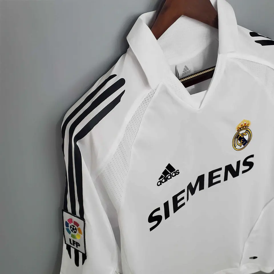 Real Madrid Home 05/06 4