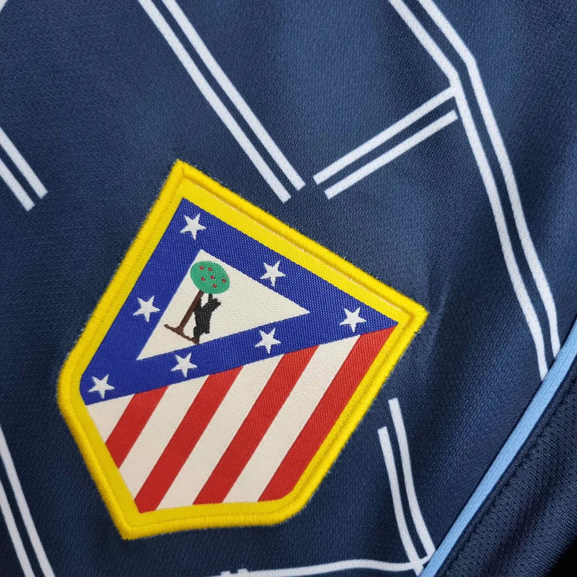 Atlético Madrid Away 04/05 5