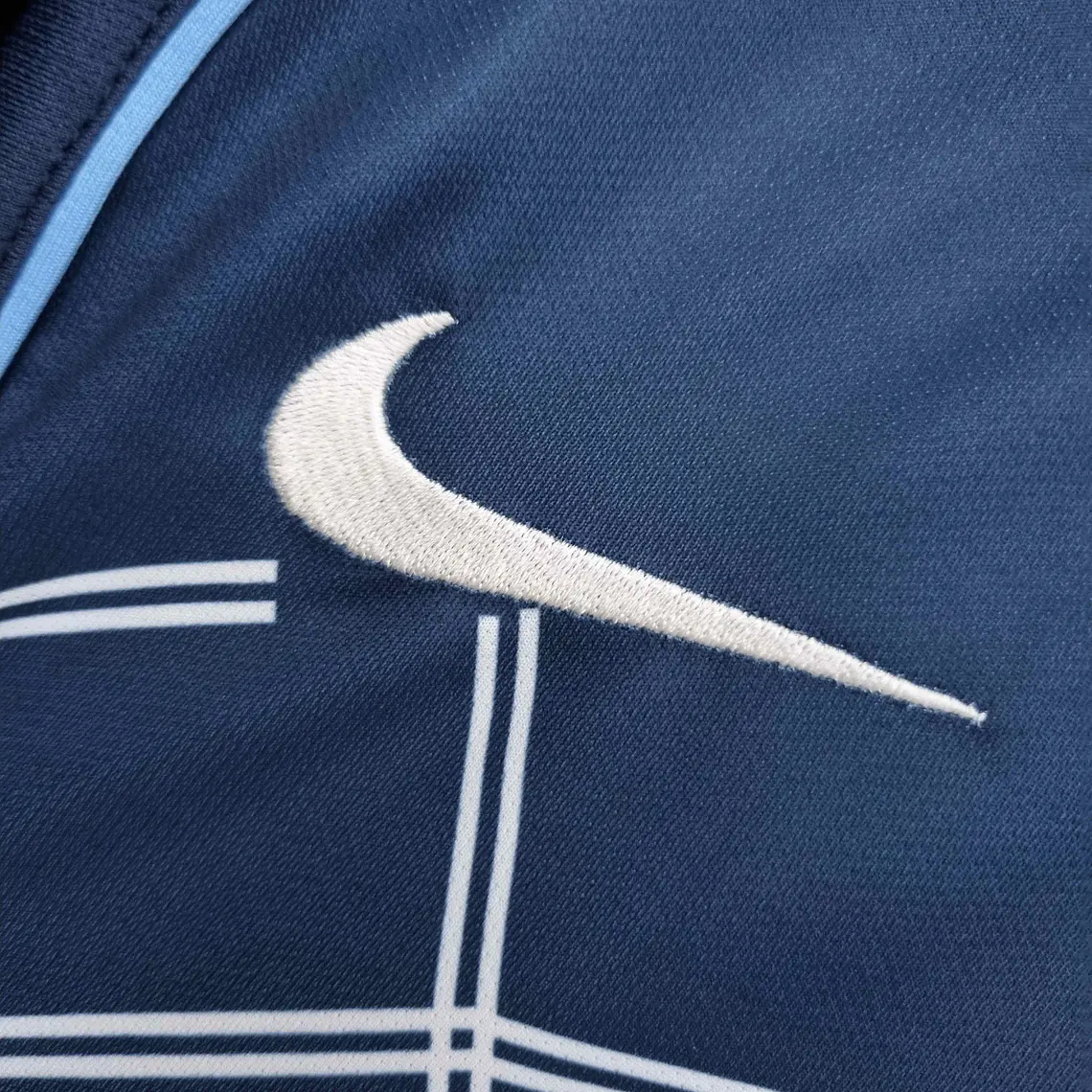 Atlético Madrid Away 04/05 6