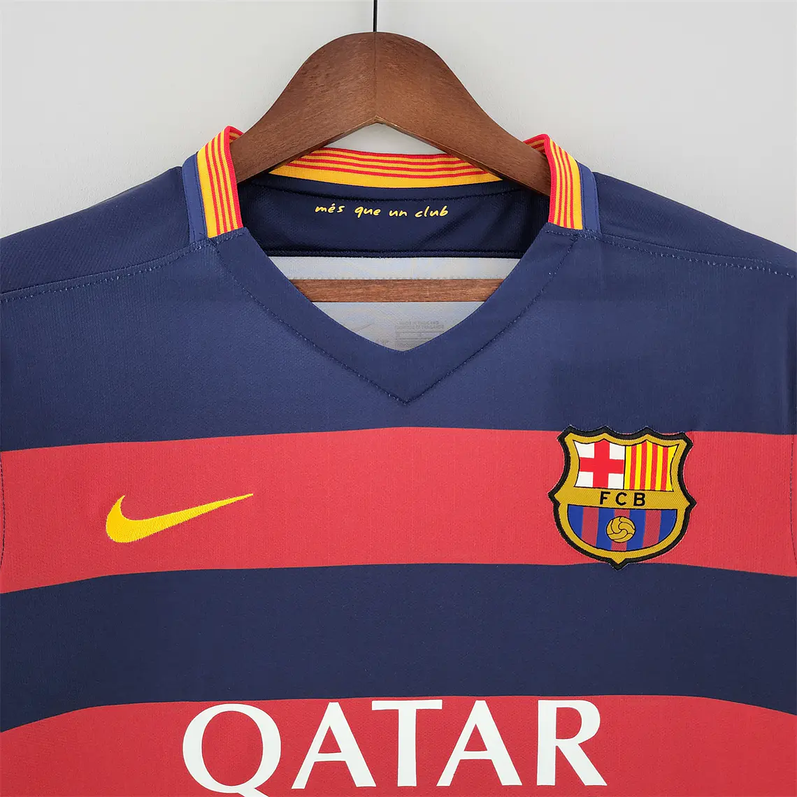 Barcelona Home 15/16 5