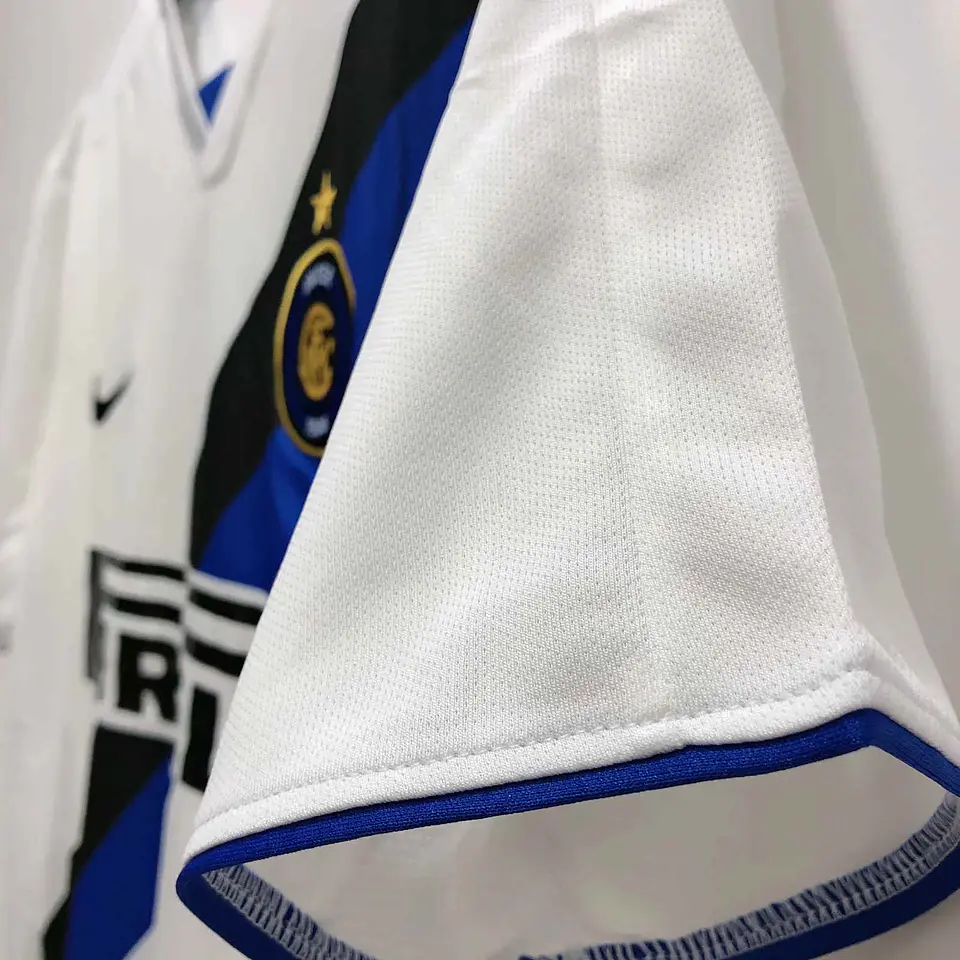Inter Milão Third 02/03 5