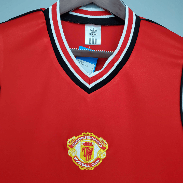 Manchester United Home 85/86 4