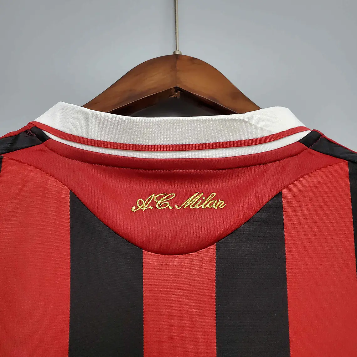 Milan Home 09/10 10