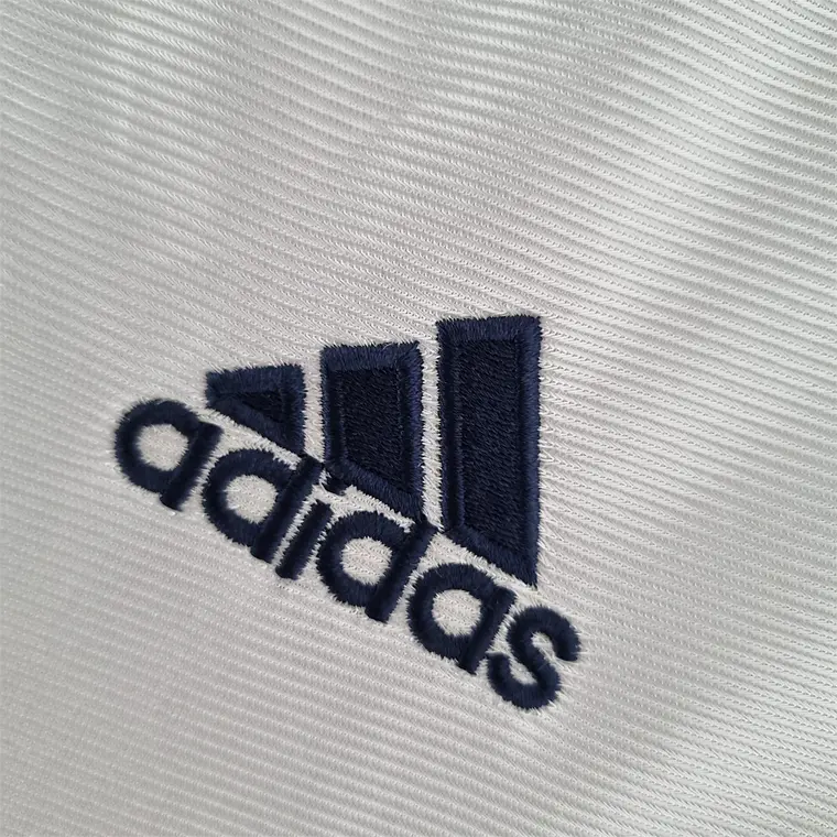Real Madrid Home 99/00 7