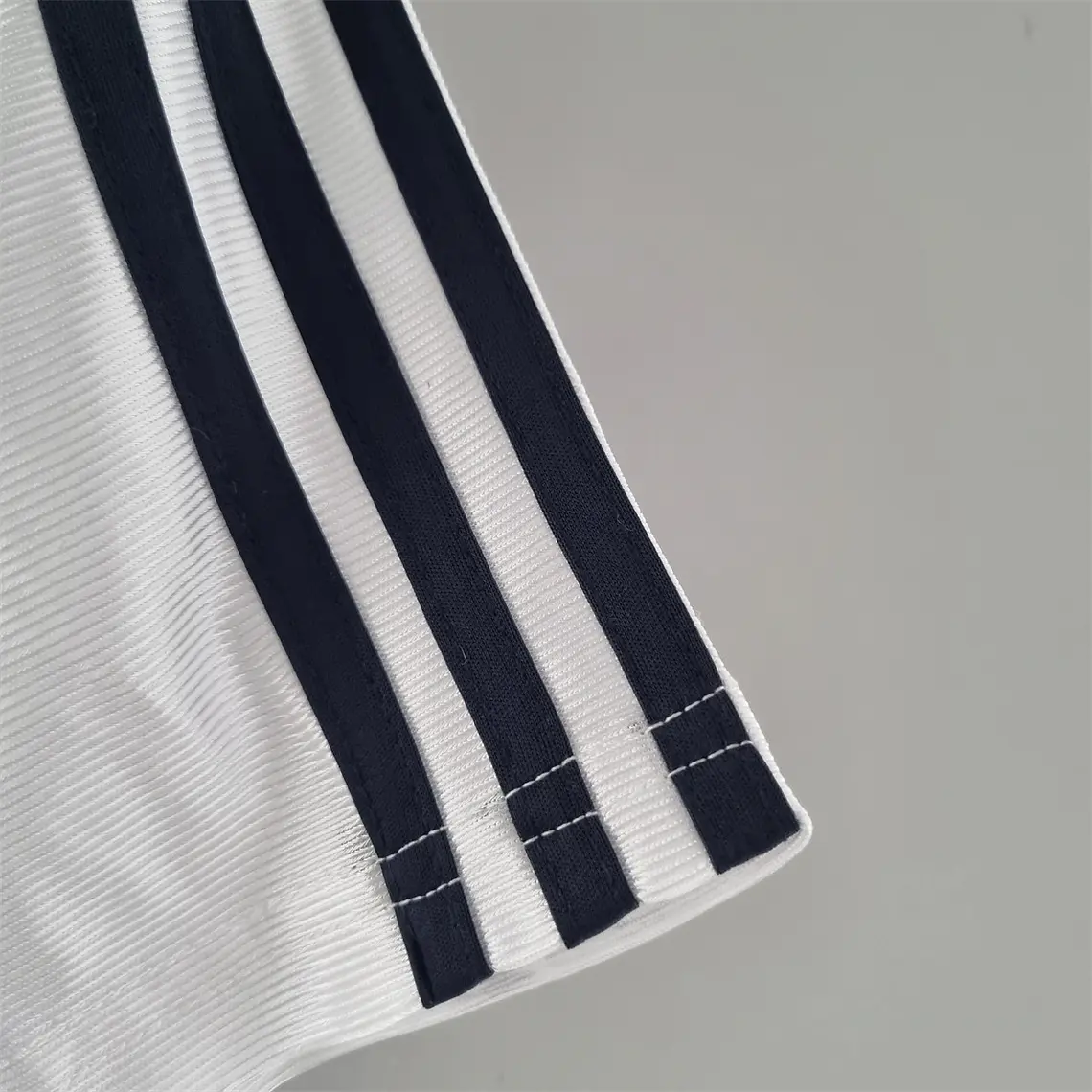 Real Madrid Home 99/00 12