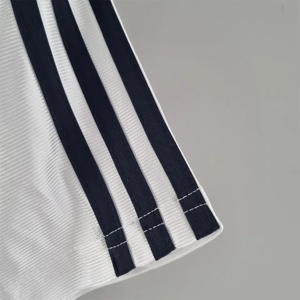 Real Madrid Home 99/00 12