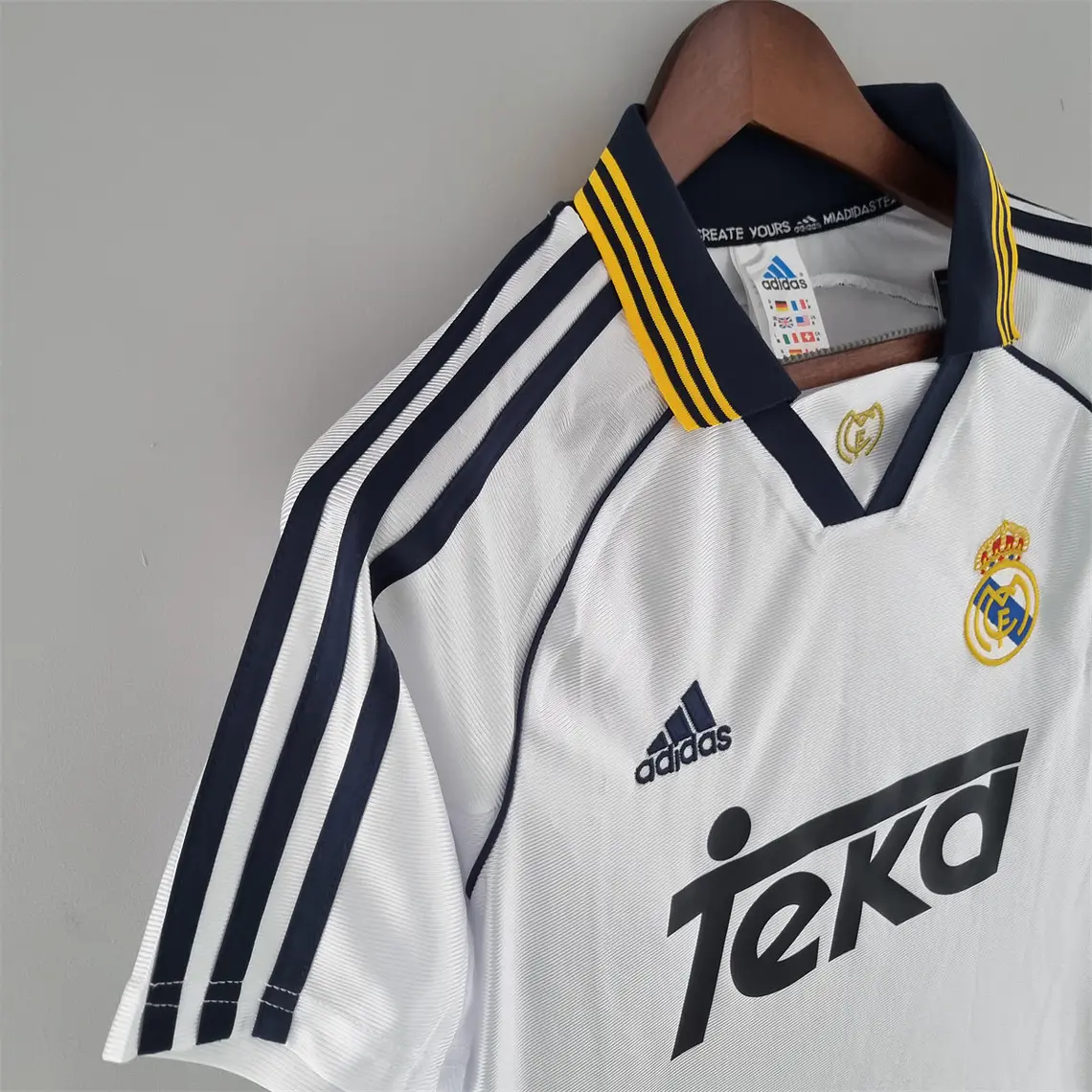 Real Madrid Home 99/00 4