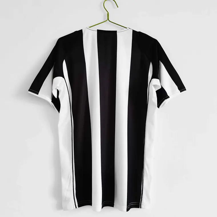 Juventus Home 04/05 3