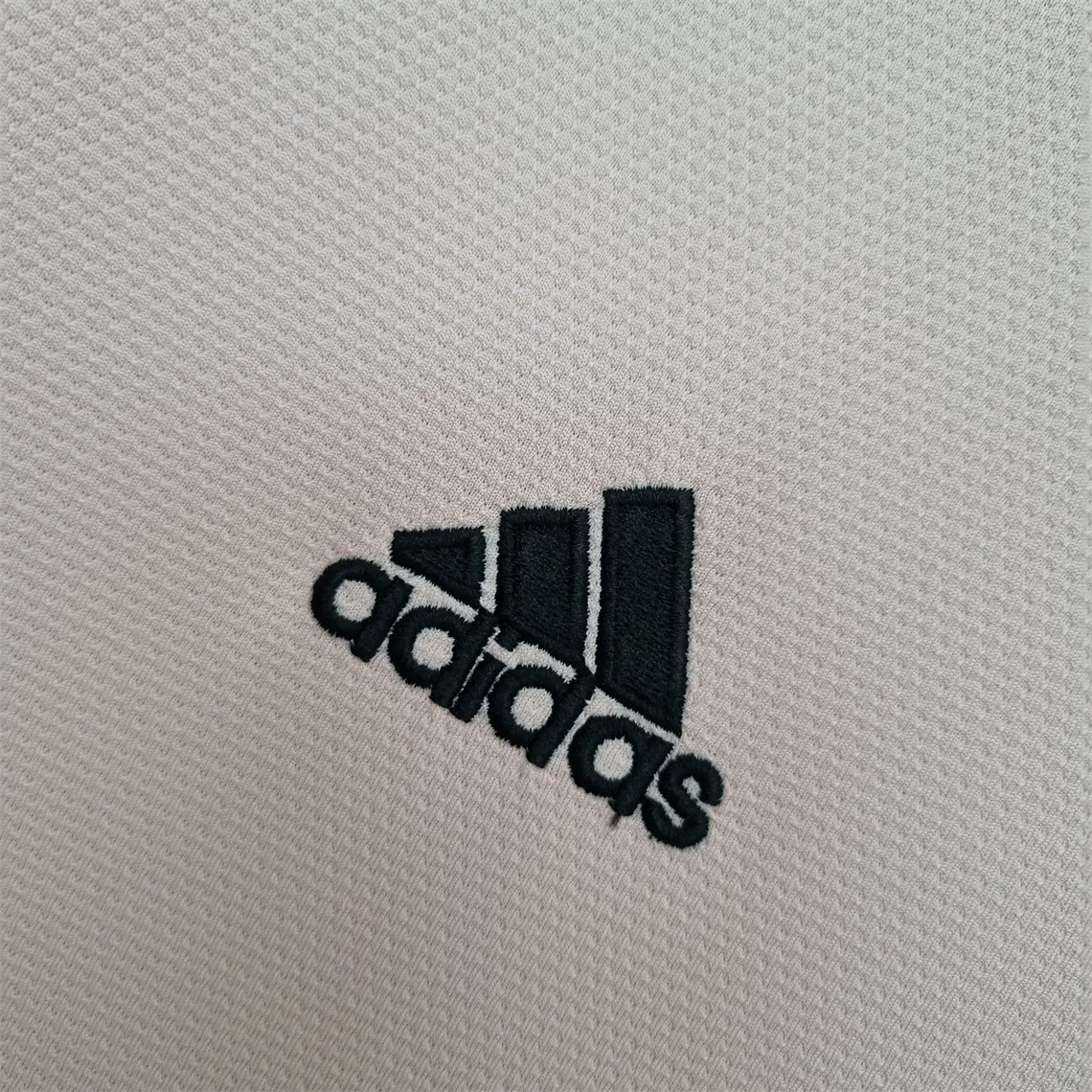 Manchester United Away 18/19 7