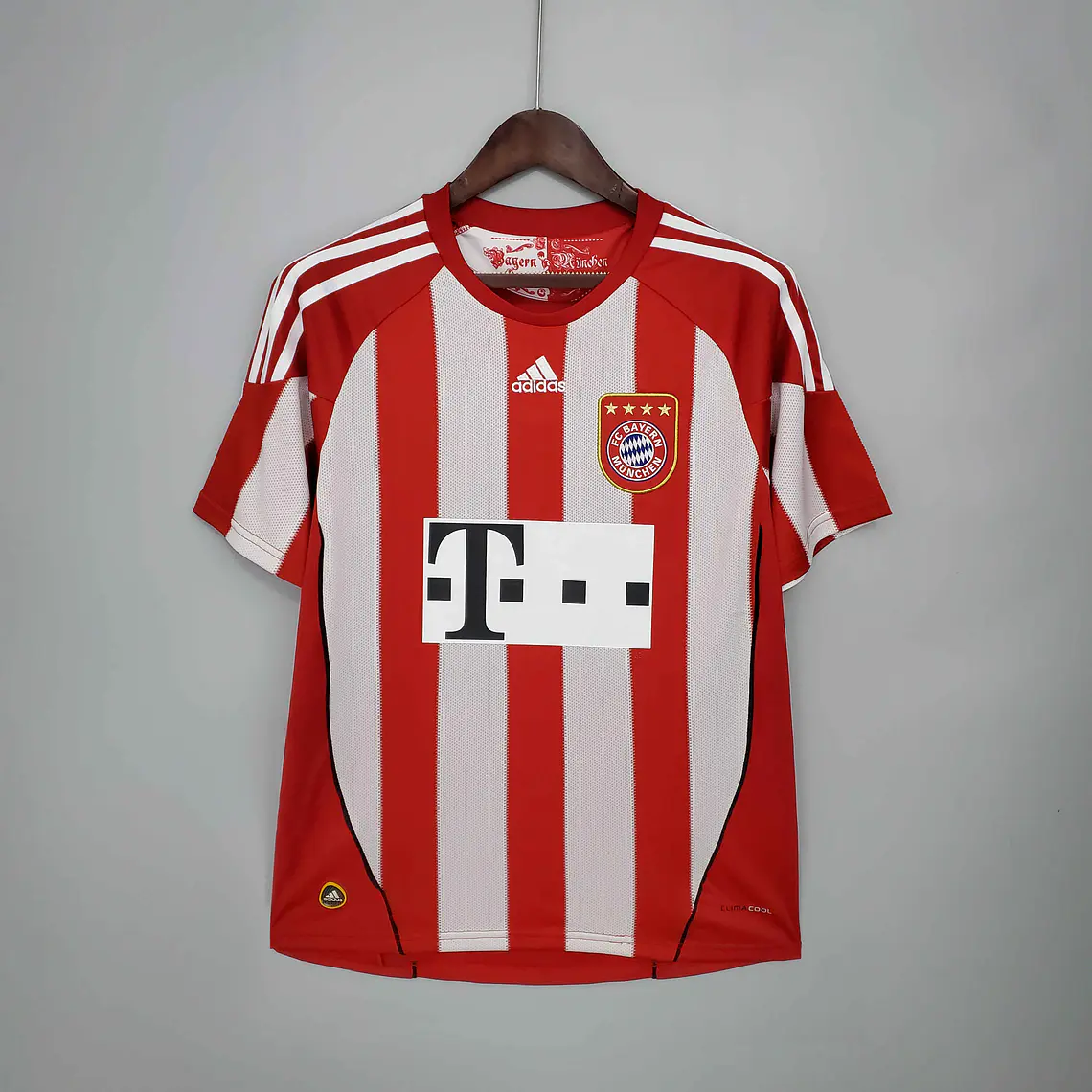 Bayern Home 10/11 2