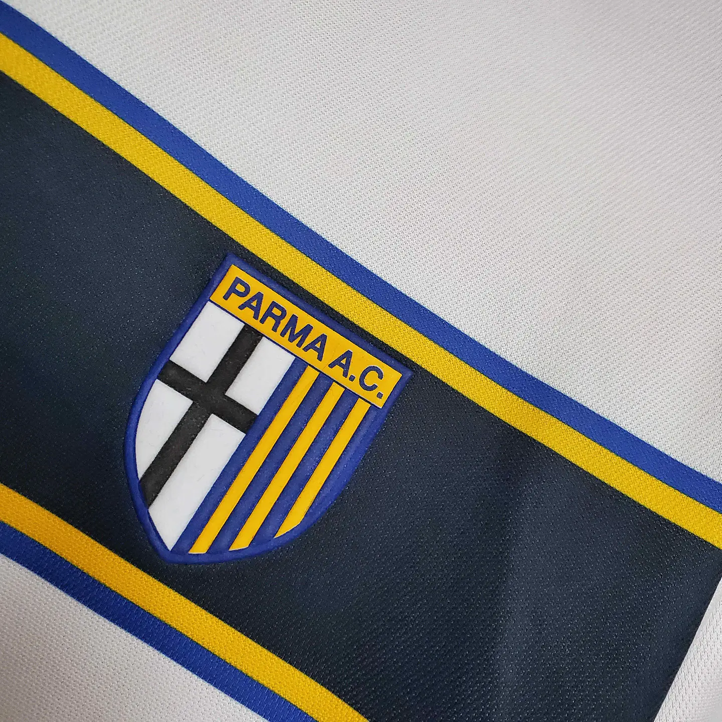 Parma Away 02/03 6