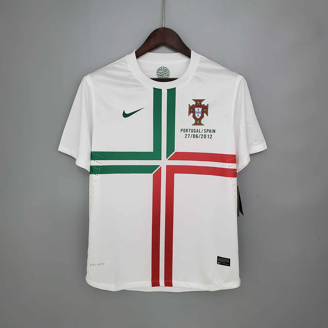 Portugal Away 2012 2