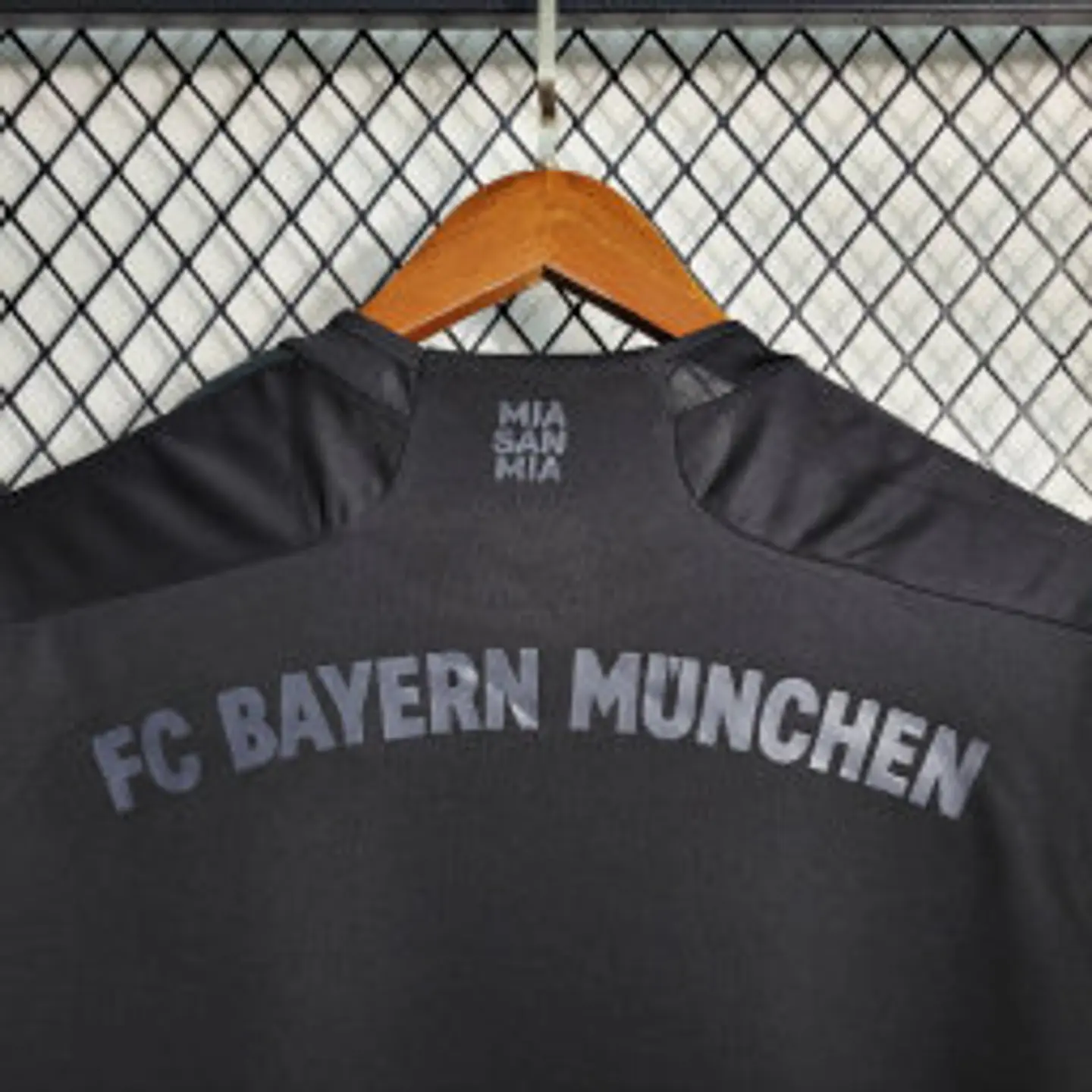 Bayern Black 11