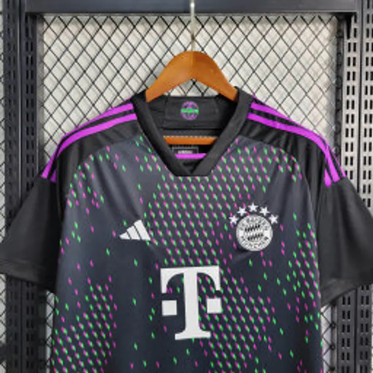 Bayern Away 23/24 5