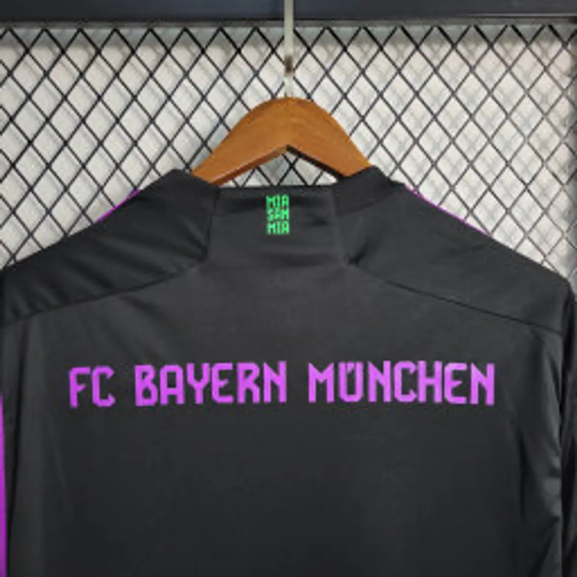 Bayern Away 23/24 11