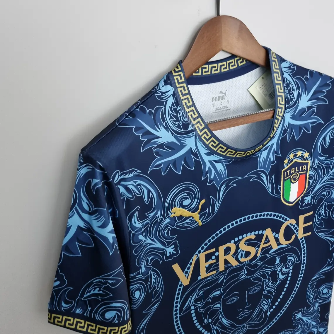 Itália Versace 5