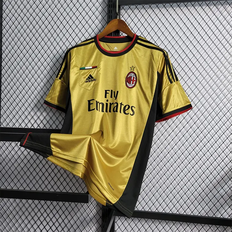 Milan Away 13/14 3