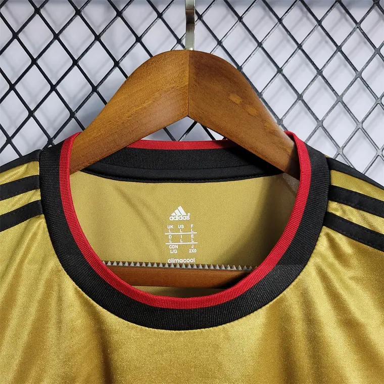 Milan Away 13/14 8