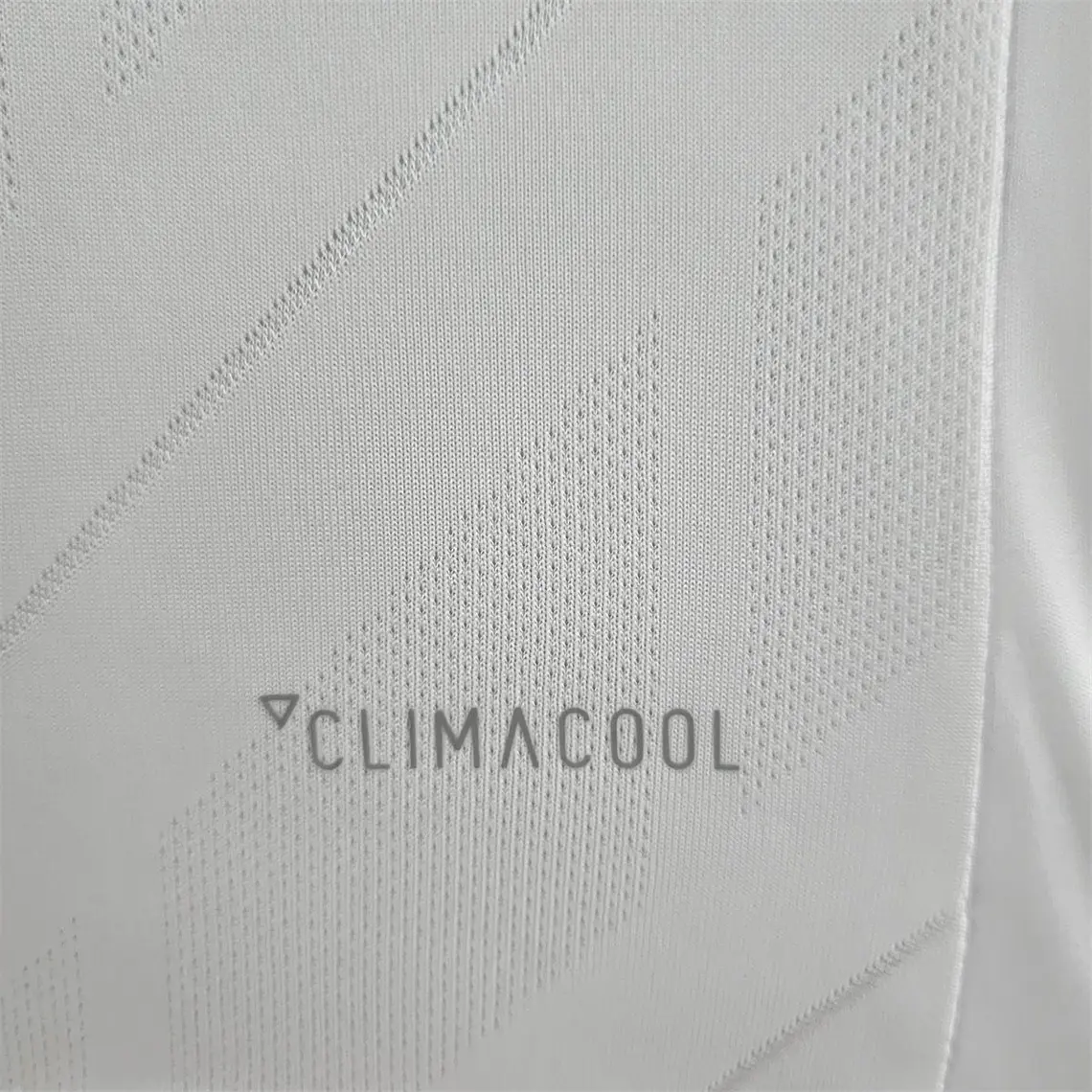 Real Madrid Home 17/18 10