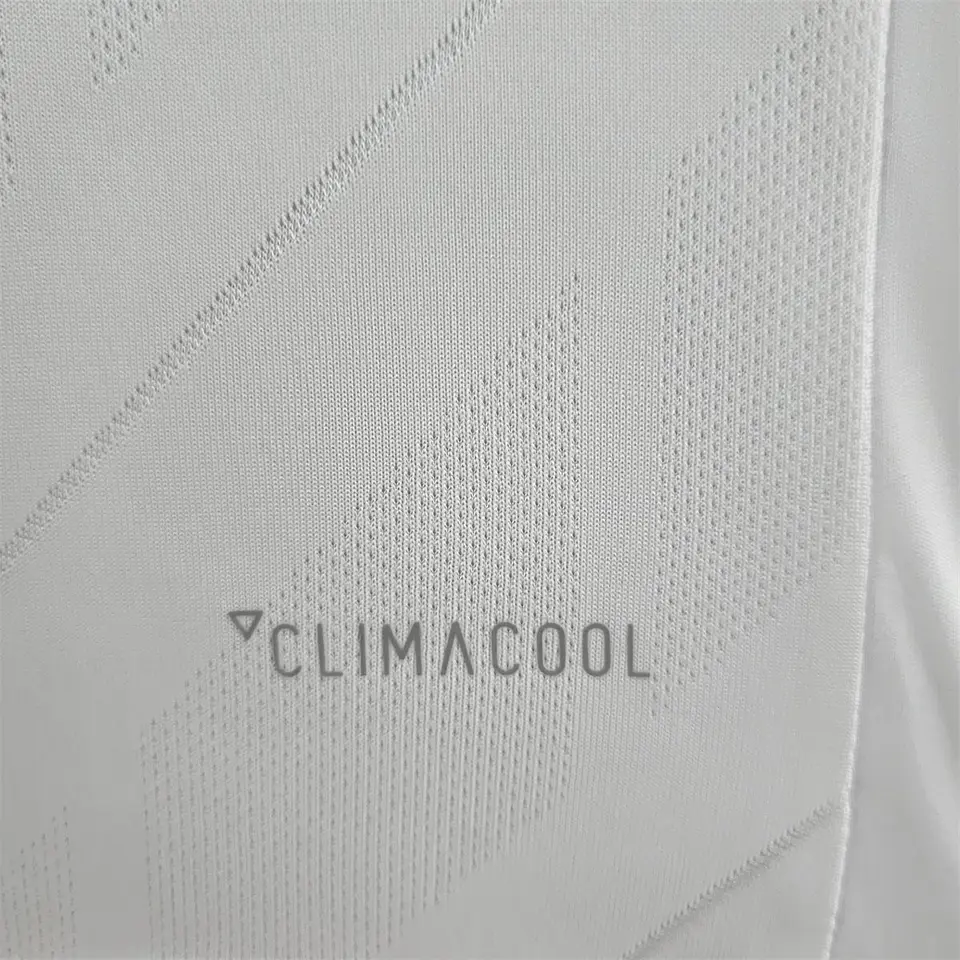 Real Madrid Home 17/18 10