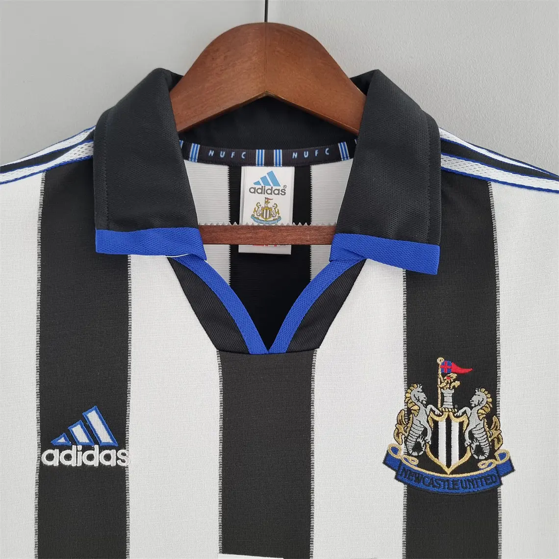 Newcastle Home 00/01 4
