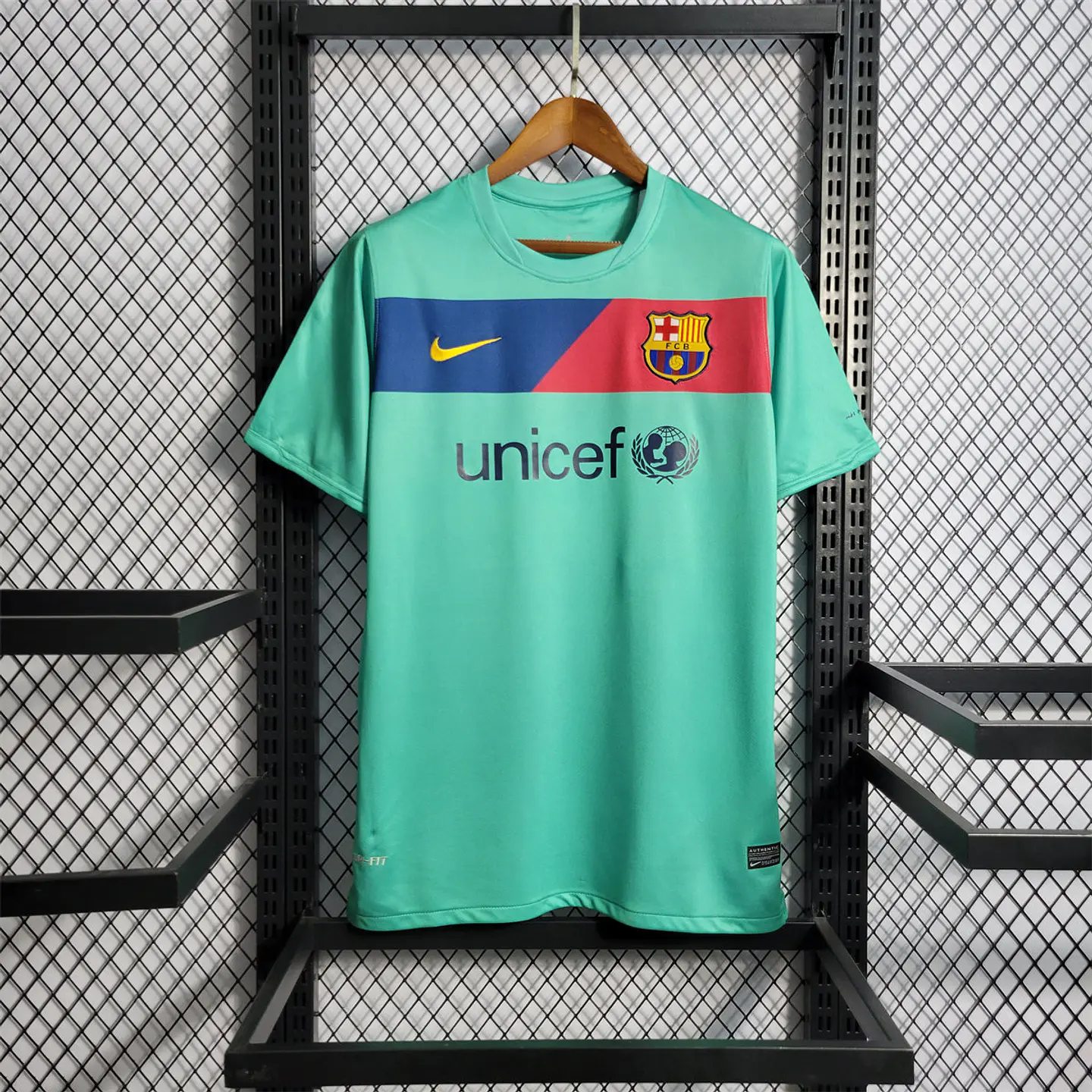 Barcelona Away 10/11 2