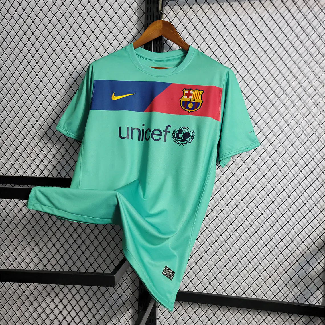 Barcelona Away 10/11 3