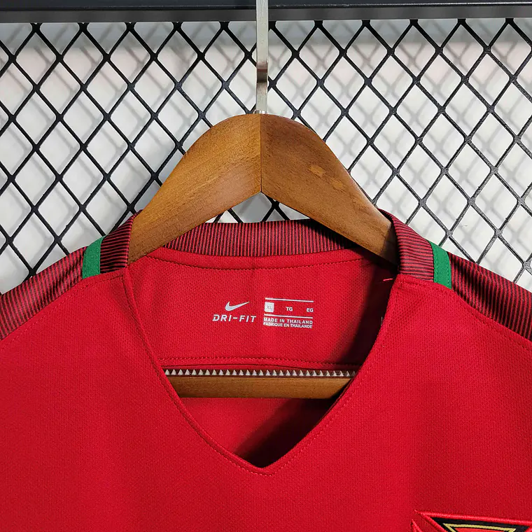 Portugal Home 2016 8