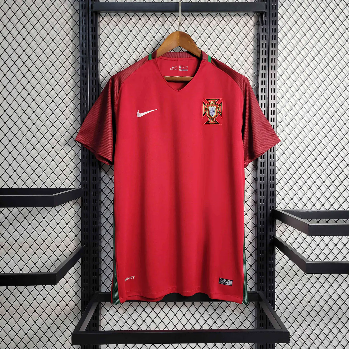 Portugal Home 2016 2