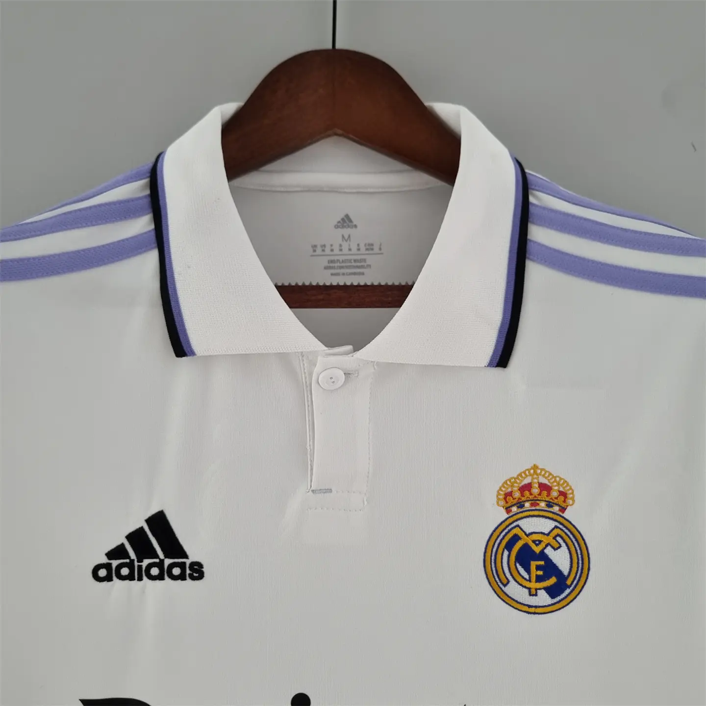 Real Madrid Home 22/23 4