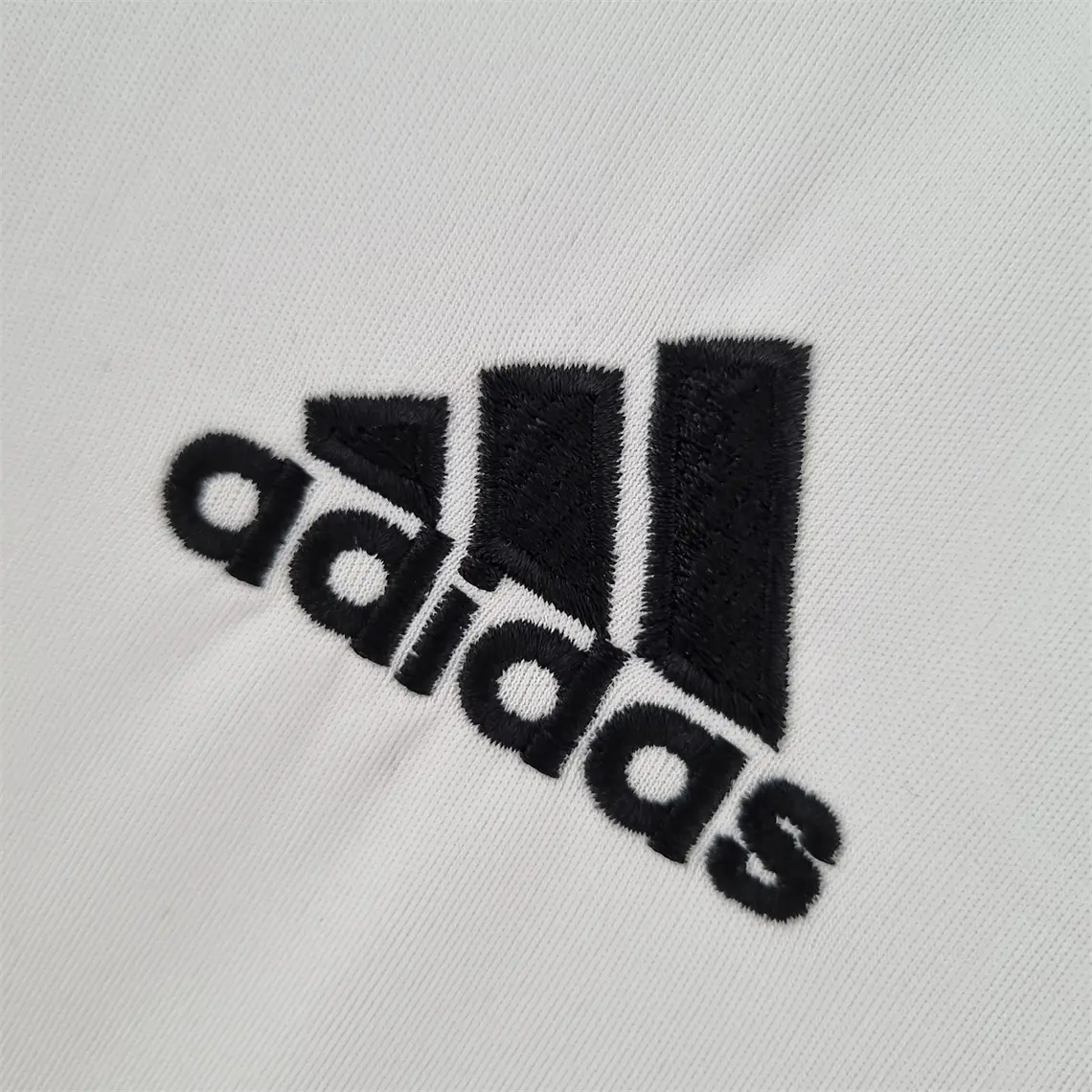 Real Madrid Home 22/23 6