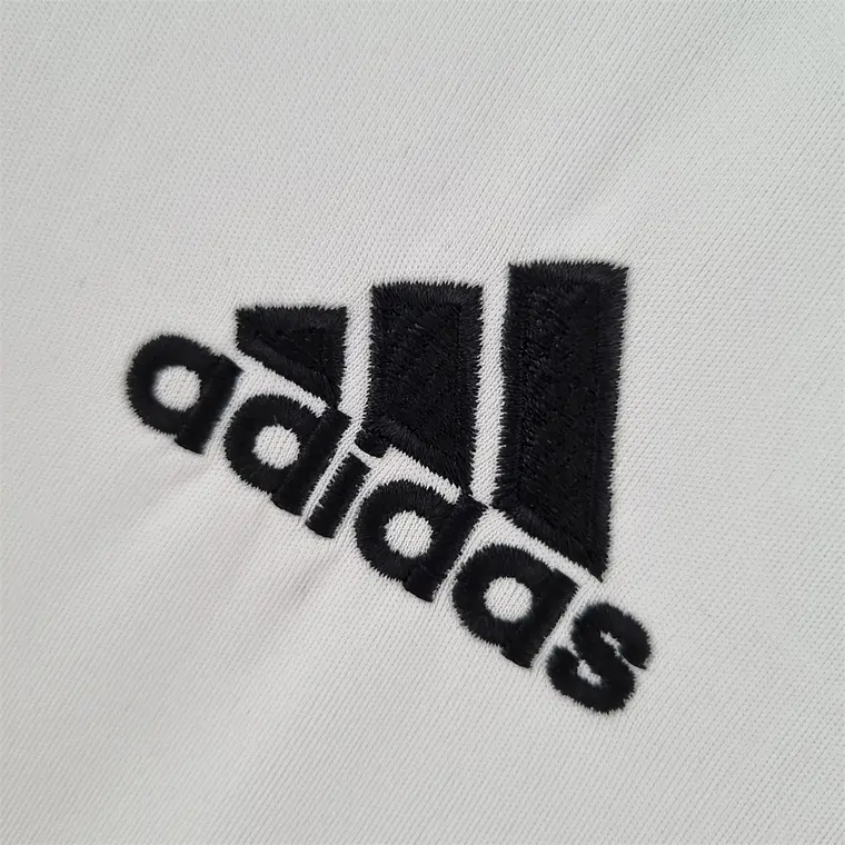 Real Madrid Home 22/23 6
