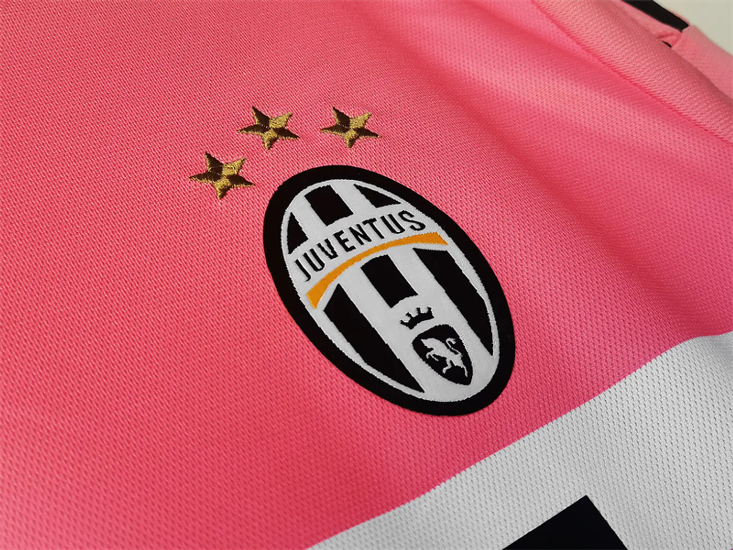 Juventus Away 15/16 Manga Longa  4