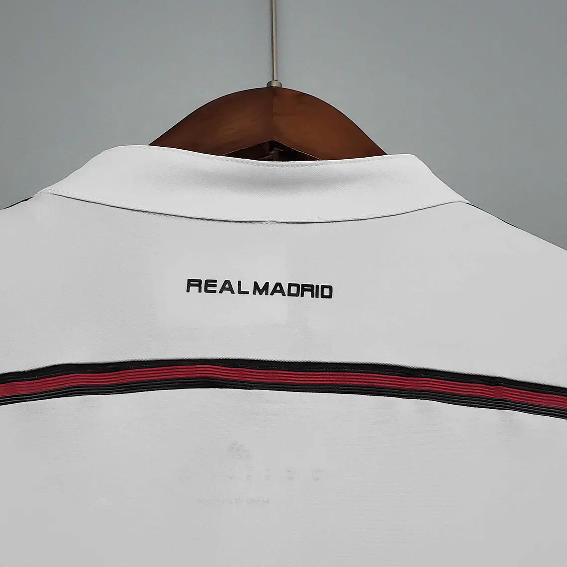 Real Madrid Home 14/15 Manga Longa  9