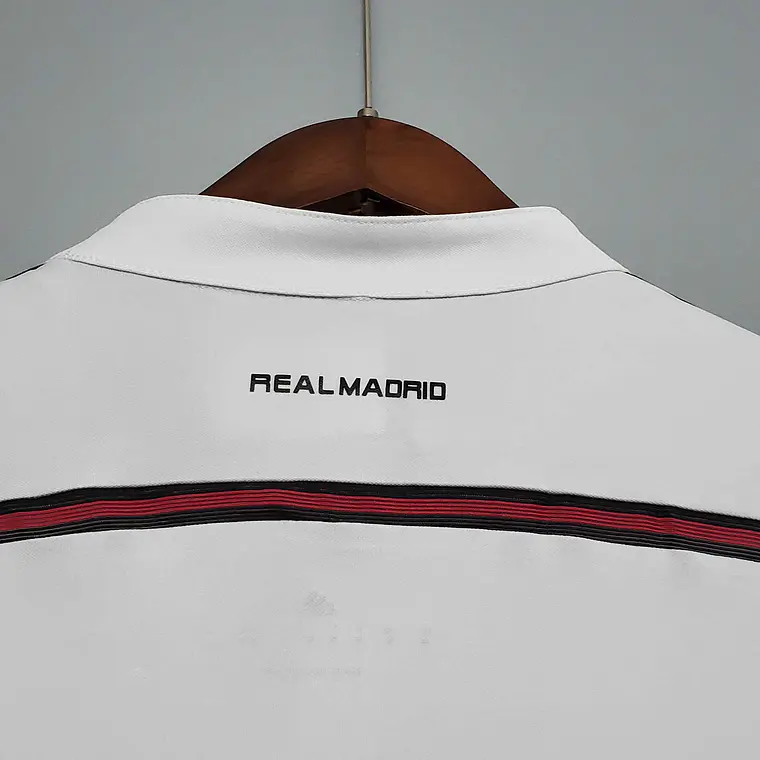 Real Madrid Home 14/15 Manga Longa  9