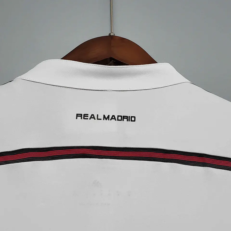 Real Madrid Home 14/15 Manga Longa  9