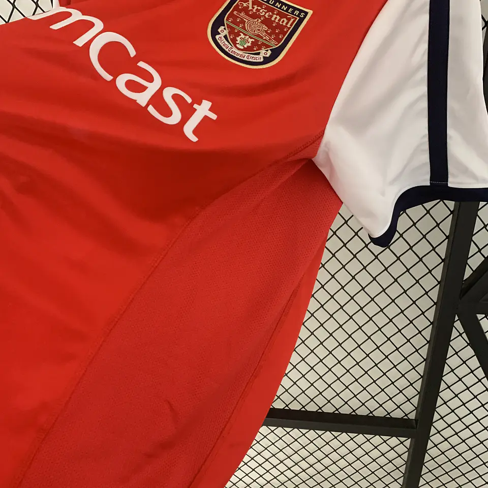 Arsenal Home 01/02 5