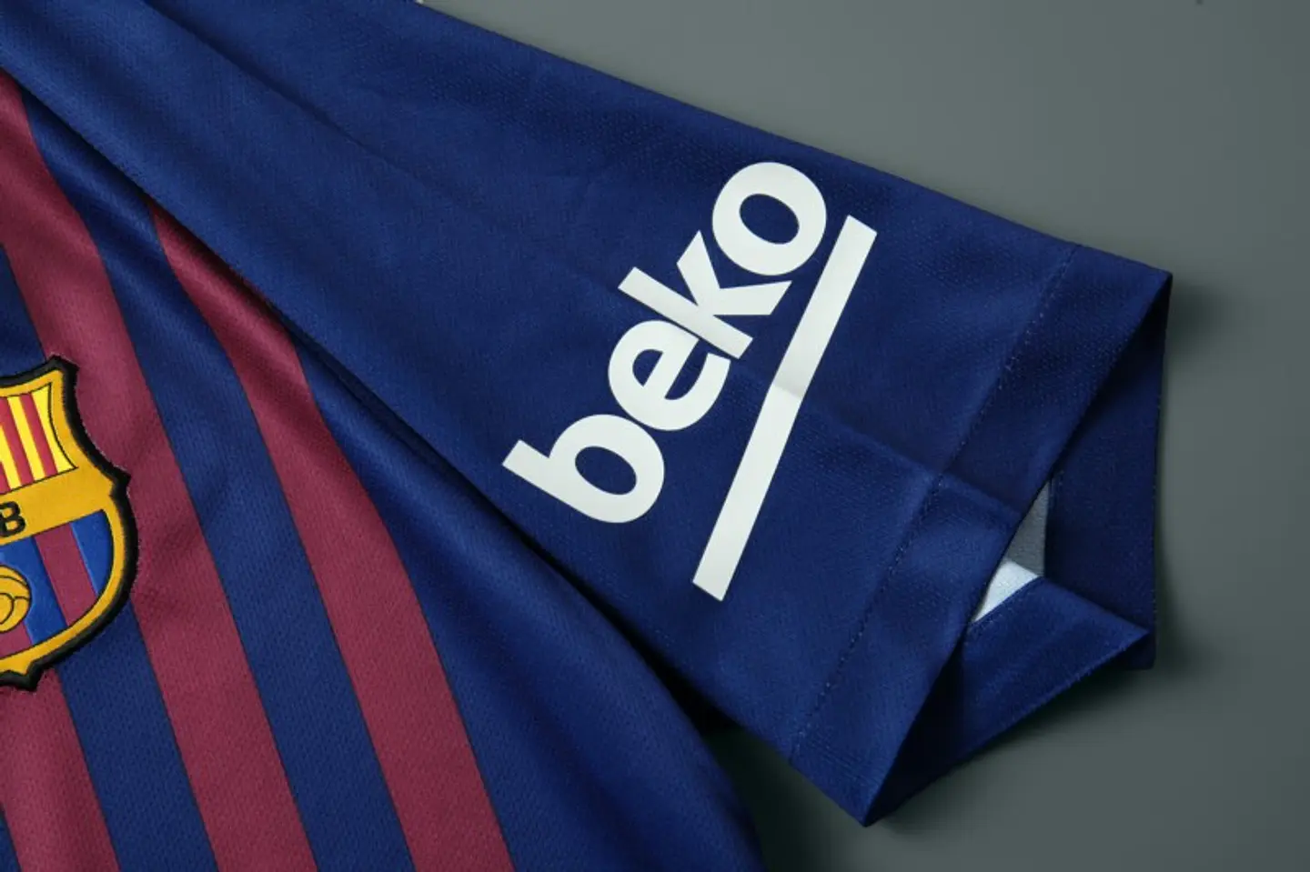 Barcelona Home 18/19 9