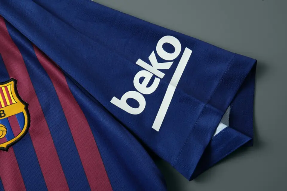 Barcelona Home 18/19 9