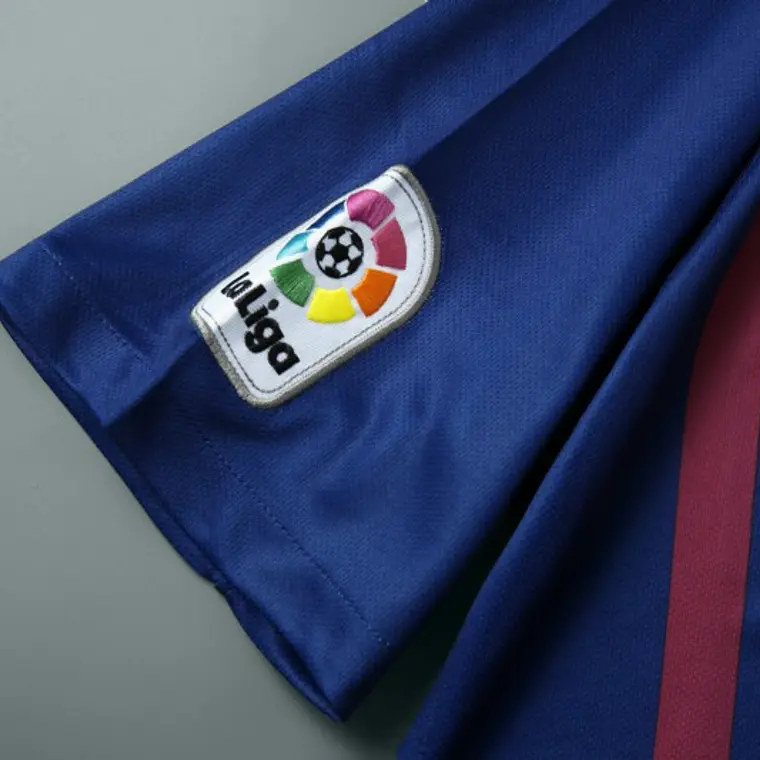 Barcelona Home 18/19 11