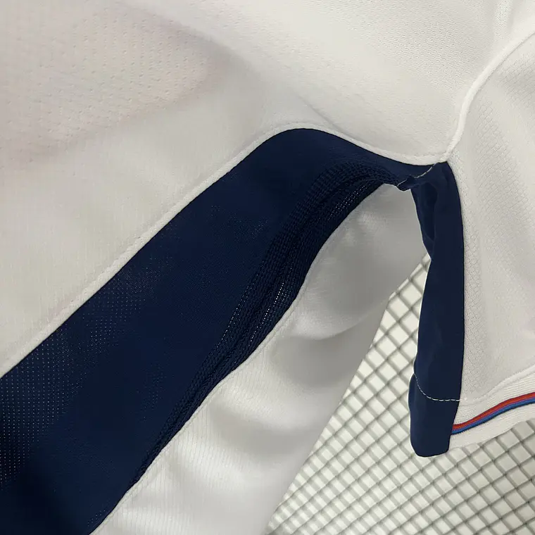 Inglaterra Home 2024 8