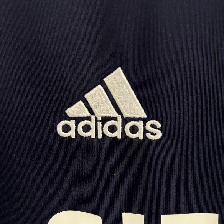 Real Madrid Away 04/05 6