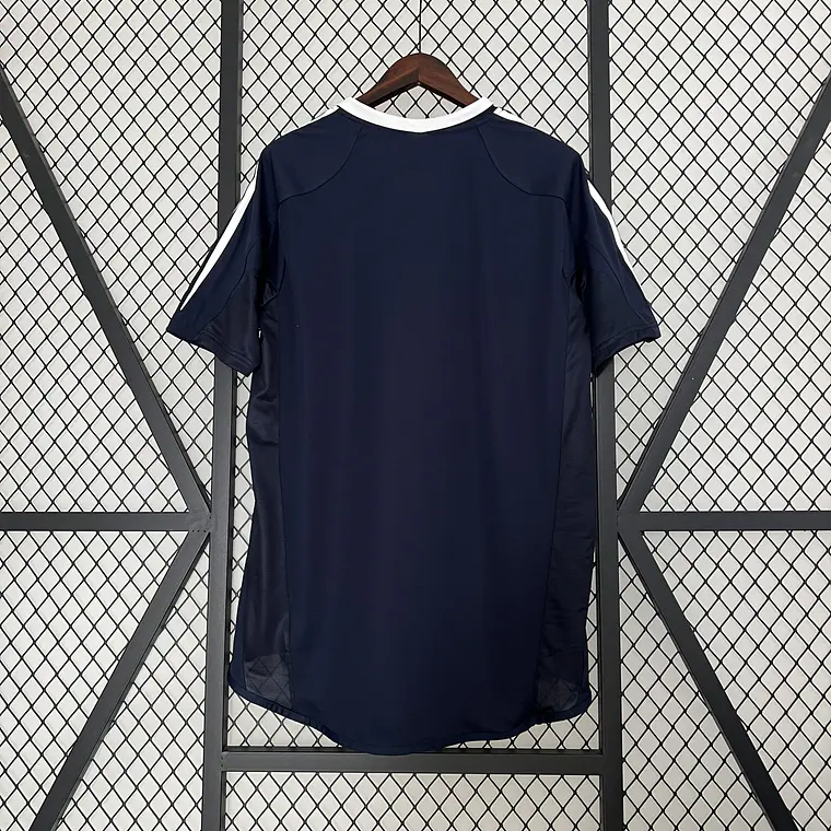 Real Madrid Away 04/05 2